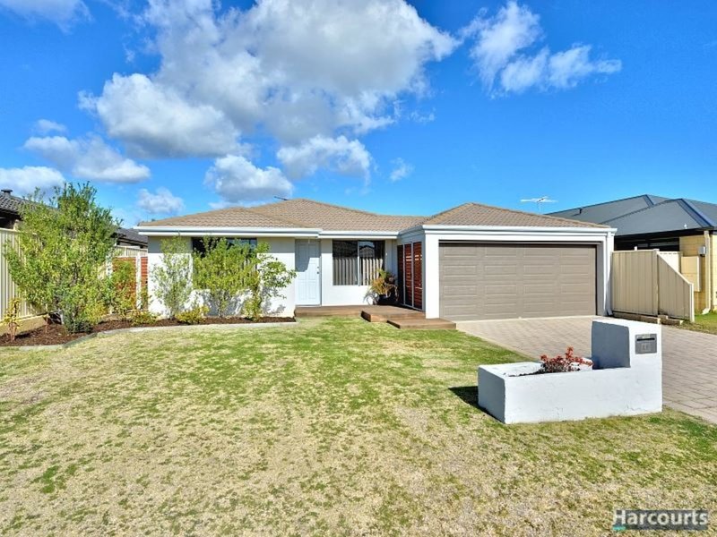 11 Highcliffe Circle, Lakelands WA 6180