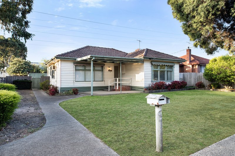 11 Highfield Avenue, Mulgrave VIC 3170