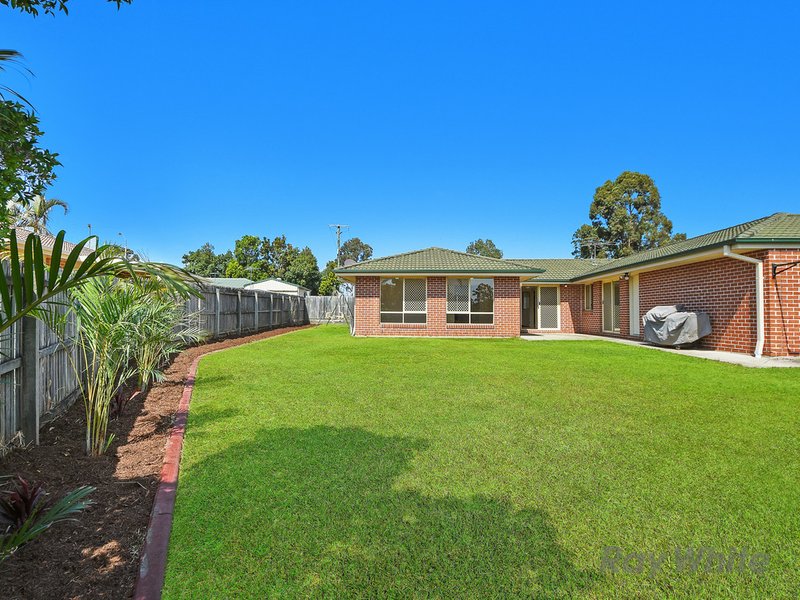 Photo - 11 Highgrove Court, Kurwongbah QLD 4503 - Image 9