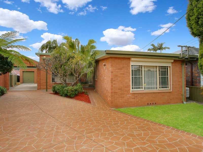 11 Highlands Crescent, Blacktown NSW 2148