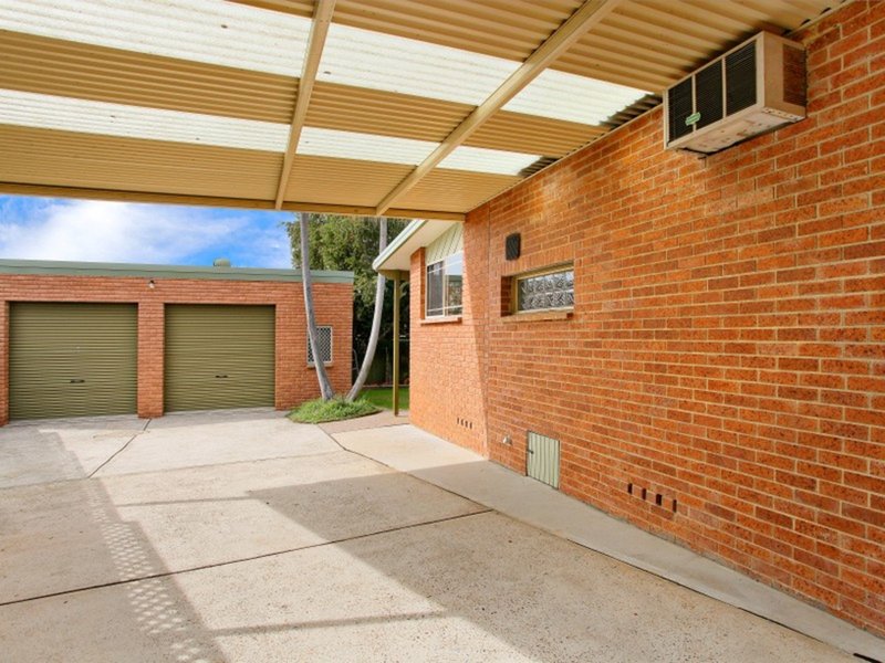 Photo - 11 Highlands Crescent, Blacktown NSW 2148 - Image 8