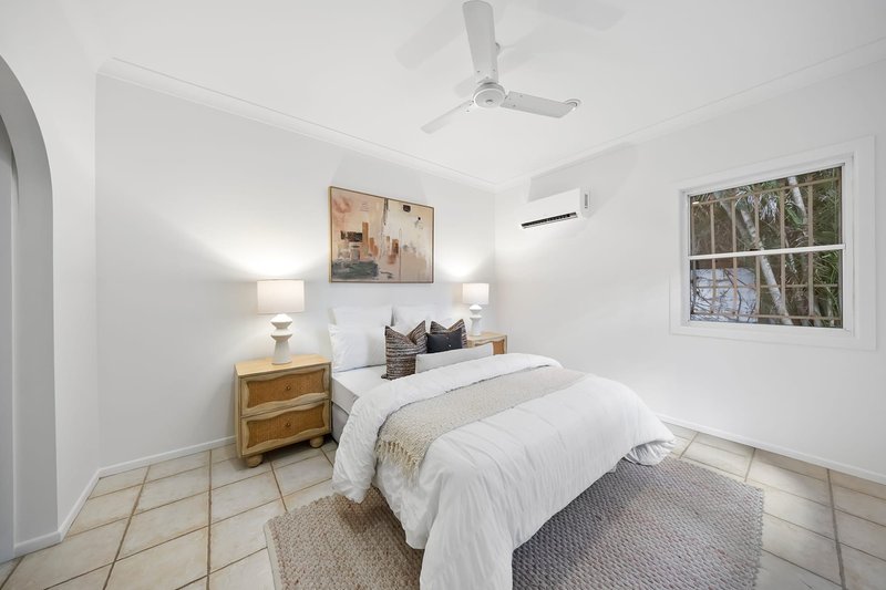Photo - 11 Highview Terrace, St Lucia QLD 4067 - Image 11