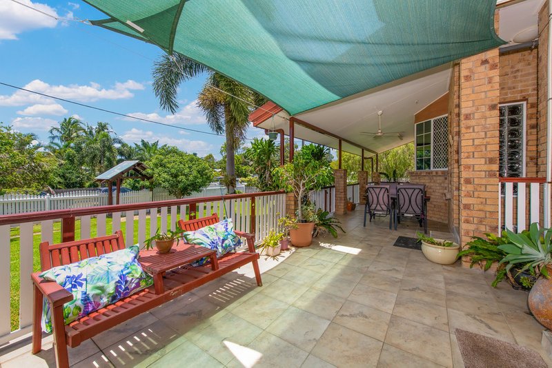 Photo - 11 Hillgrove Court, Bushland Beach QLD 4818 - Image 2