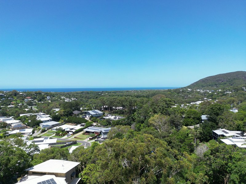 Photo - 11 Hilltop Crescent, Coolum Beach QLD 4573 - Image 10