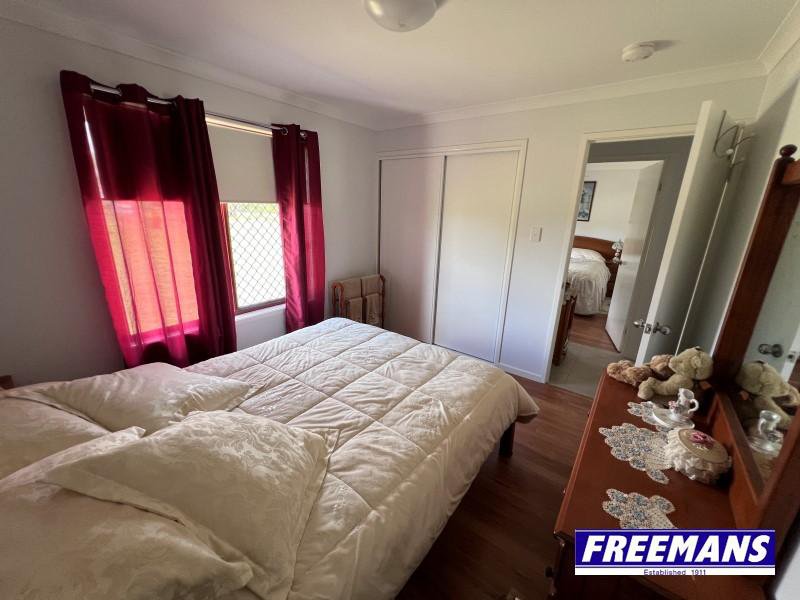 Photo - 11 Hilltop Drive, Ellesmere QLD 4610 - Image 10