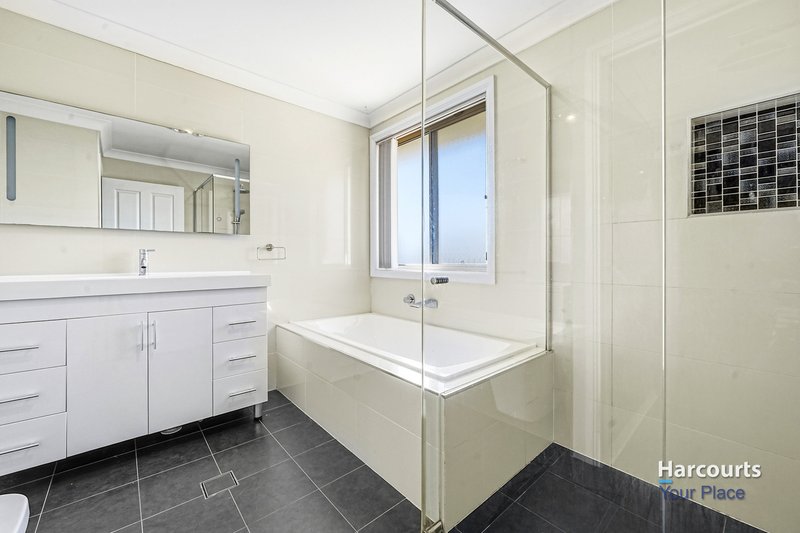 Photo - 11 Hillview Place, Glendenning NSW 2761 - Image 16