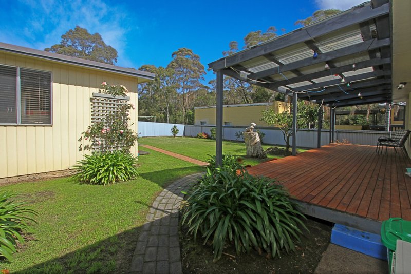 Photo - 11 Hillview Place, Sunshine Bay NSW 2536 - Image 6