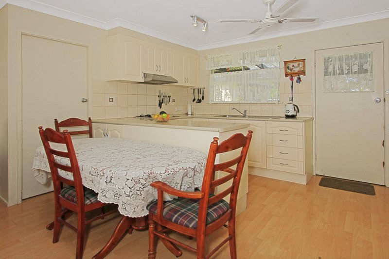 Photo - 11 Hillview Place, Sunshine Bay NSW 2536 - Image 8