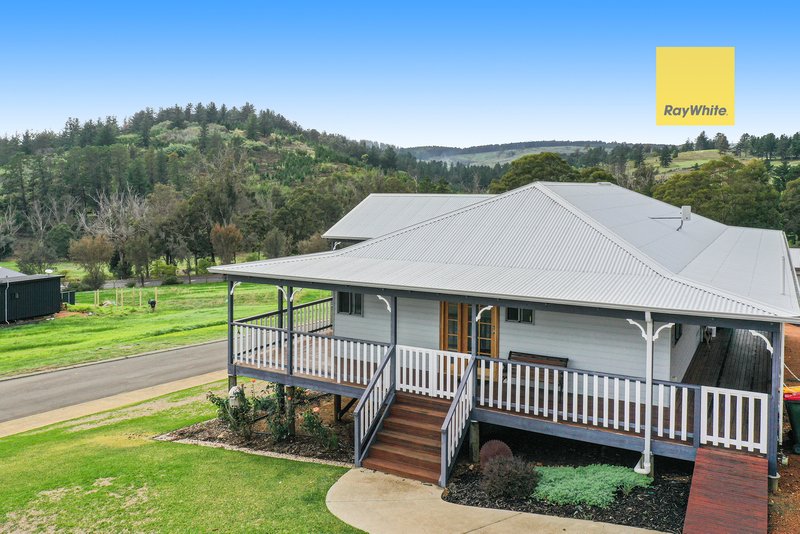 Photo - 11 Hitchcock Drive, Nannup WA 6275 - Image 2