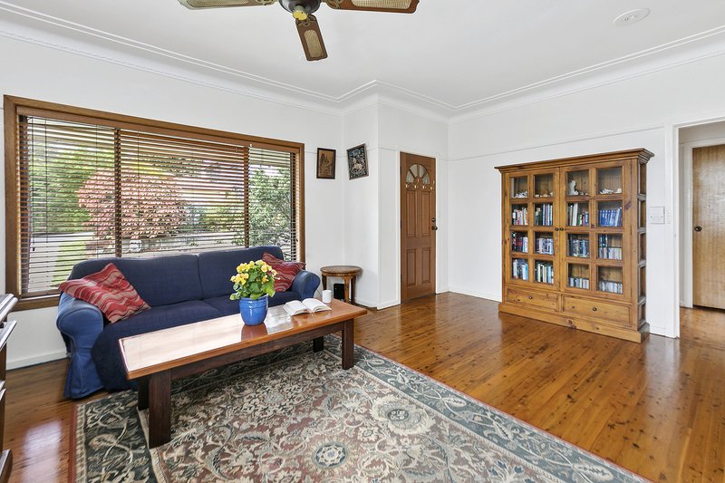 Photo - 11 Hogan Street, Balgowlah Heights NSW 2093 - Image 6