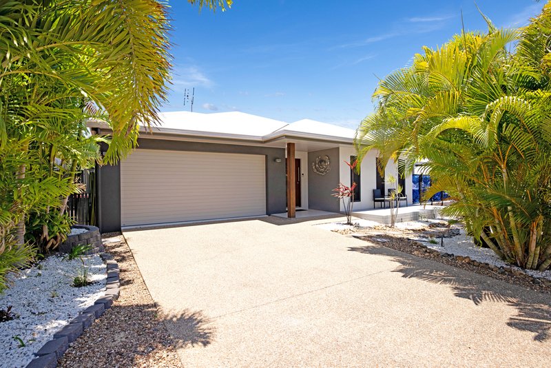 11 Holbourne Street, Bushland Beach QLD 4818