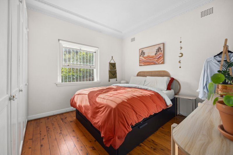 Photo - 1/1 Holdsworth Street, Neutral Bay NSW 2089 - Image 4