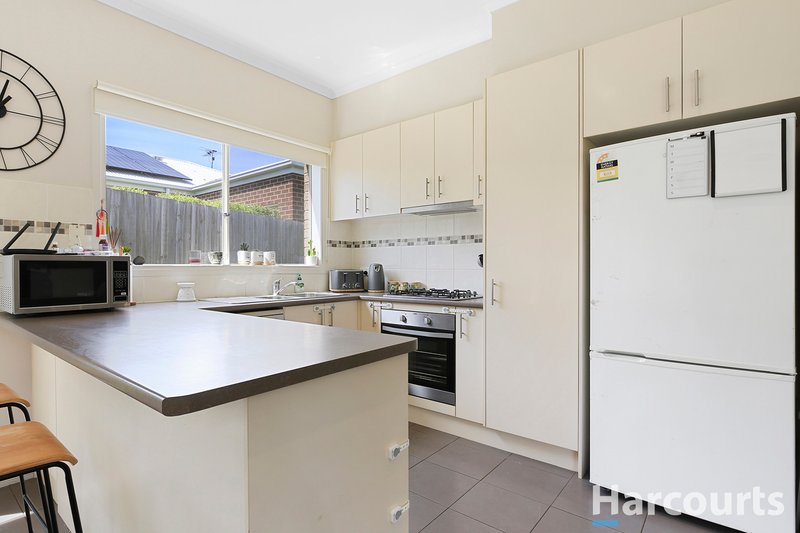 Photo - 11 Holland Street, Drouin VIC 3818 - Image 4