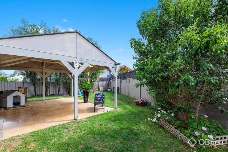 Photo - 11 Hollows Circuit, Tarneit VIC 3029 - Image 12