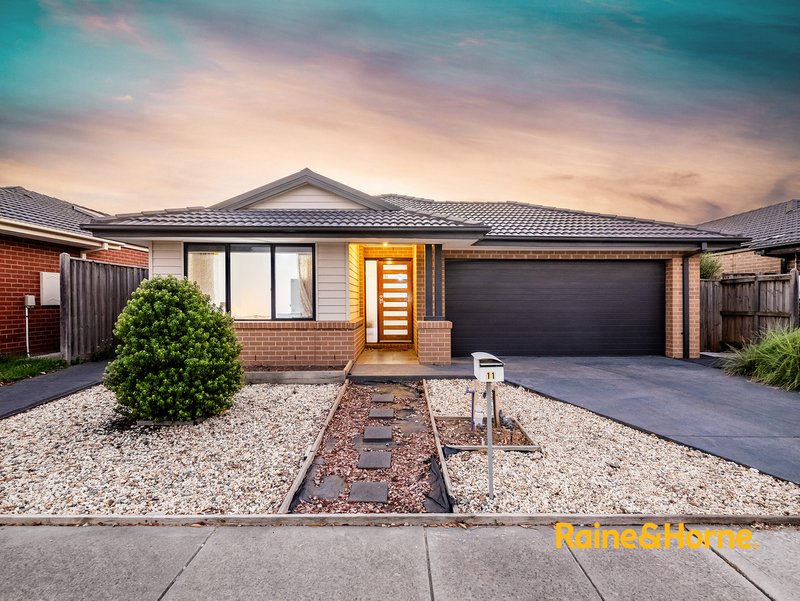 Photo - 11 Hollywell Road, Clyde North VIC 3978 - Image 2