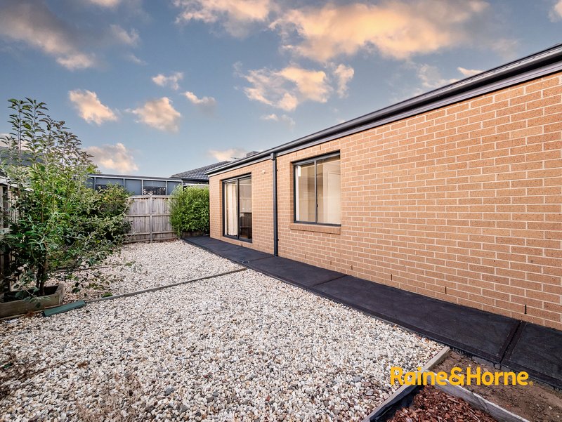 Photo - 11 Hollywell Road, Clyde North VIC 3978 - Image 25