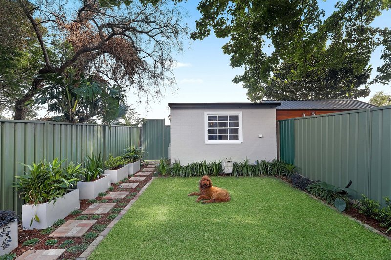 Photo - 11 Holmesdale Street, Marrickville NSW 2204 - Image 10