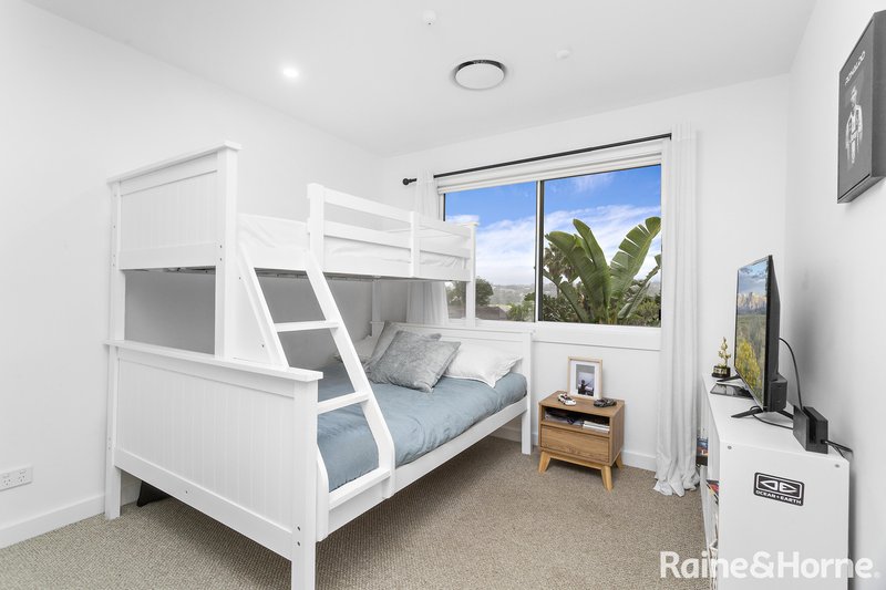 Photo - 11 Holt Street, Kiama Downs NSW 2533 - Image 17