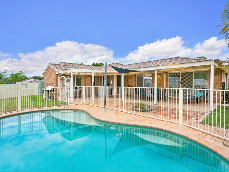 Photo - 11 Holterman Court, Mudgeeraba QLD 4213 - Image 2