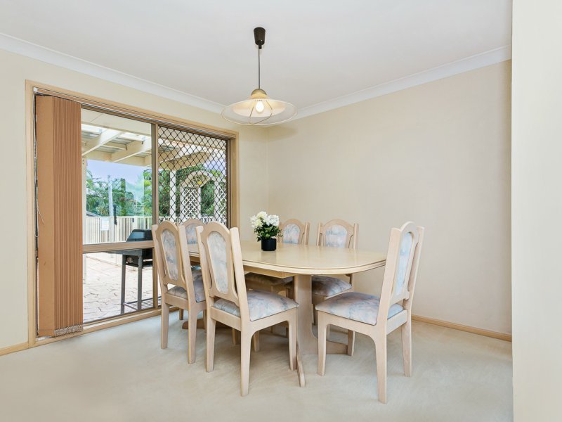 Photo - 11 Holterman Court, Mudgeeraba QLD 4213 - Image 4