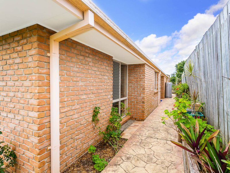 Photo - 11 Holterman Court, Mudgeeraba QLD 4213 - Image 21