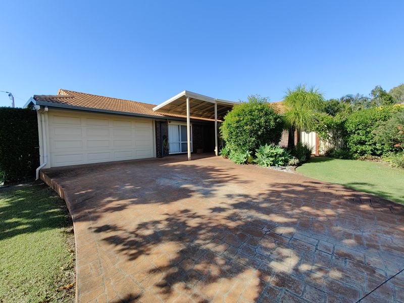 11 Honeysuckle Drive, Bokarina QLD 4575