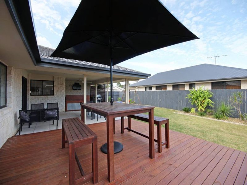 Photo - 11 Hopkins Chase, Caboolture QLD 4510 - Image 9