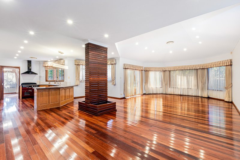 Photo - 11 Horizons Place, Kellyville NSW 2155 - Image 3