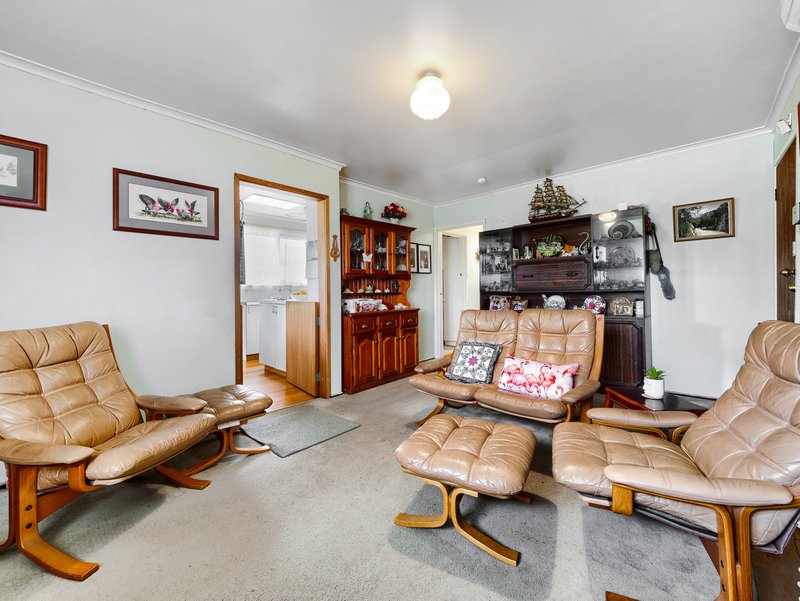 Photo - 11 Hotham Street, Cranbourne VIC 3977 - Image 4