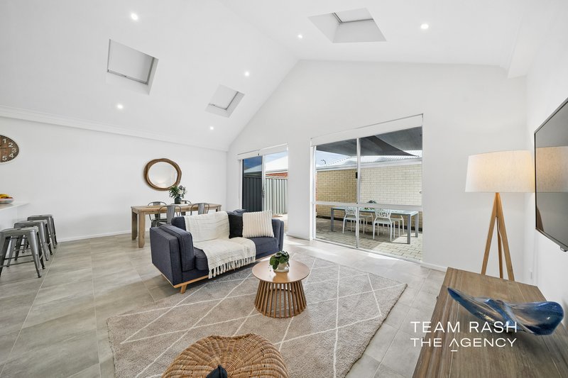 Photo - 11 Howie Way, Caversham WA 6055 - Image 8