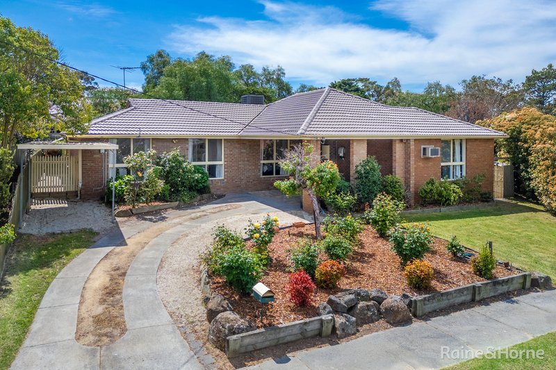 11 Hughes Court, Sunbury VIC 3429