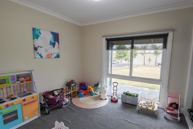 Photo - 11 Hughes Street, Horsham VIC 3400 - Image 19