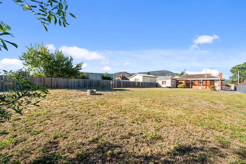 Photo - 11 Humphrey Street, New Norfolk TAS 7140 - Image 13