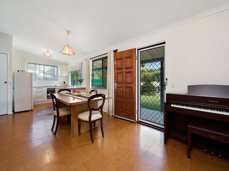 Photo - 11 Ibis Street, Kuluin QLD 4558 - Image 3