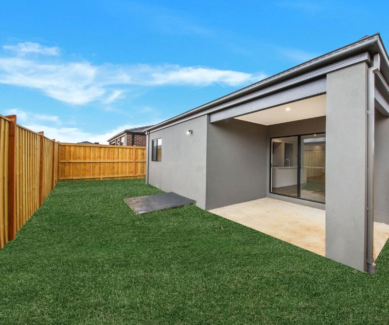 Photo - 11 Icarus Street, Tarneit VIC 3029 - Image 16