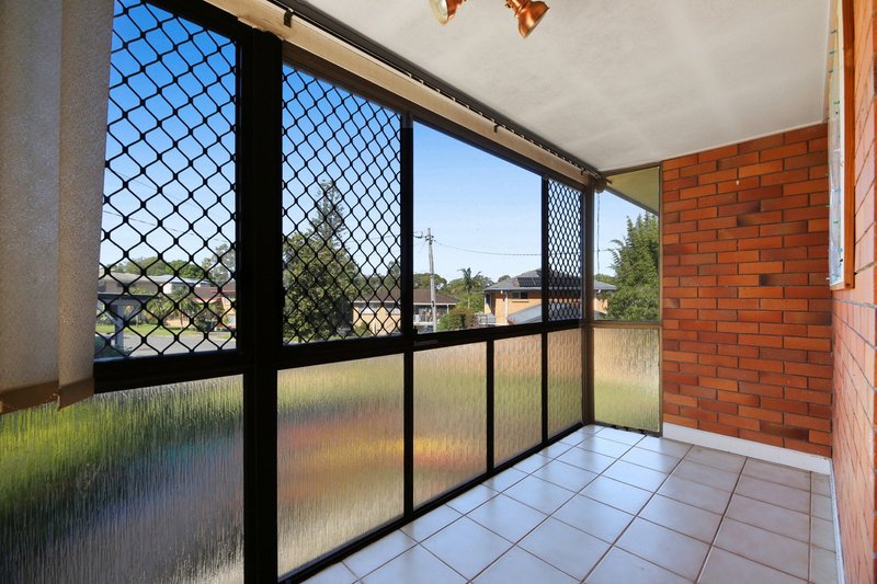 Photo - 11 Ikana Court, Southport QLD 4215 - Image 4