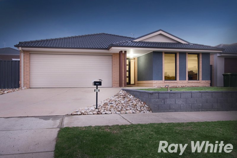 Photo - 11 Illawarra Way, Pakenham VIC 3810 - Image 4