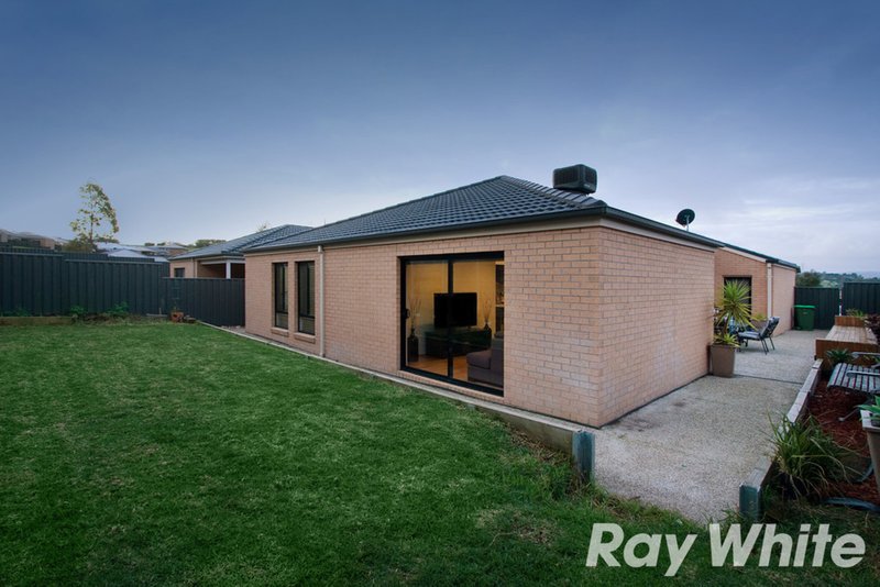 Photo - 11 Illawarra Way, Pakenham VIC 3810 - Image 14