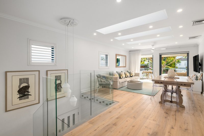 Photo - 11 Iluka Road, Palm Beach NSW 2108 - Image 3
