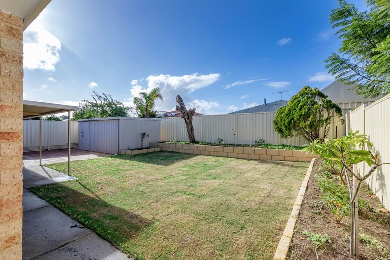 Photo - 11 Indigo Circle, Warnbro WA 6169 - Image 18