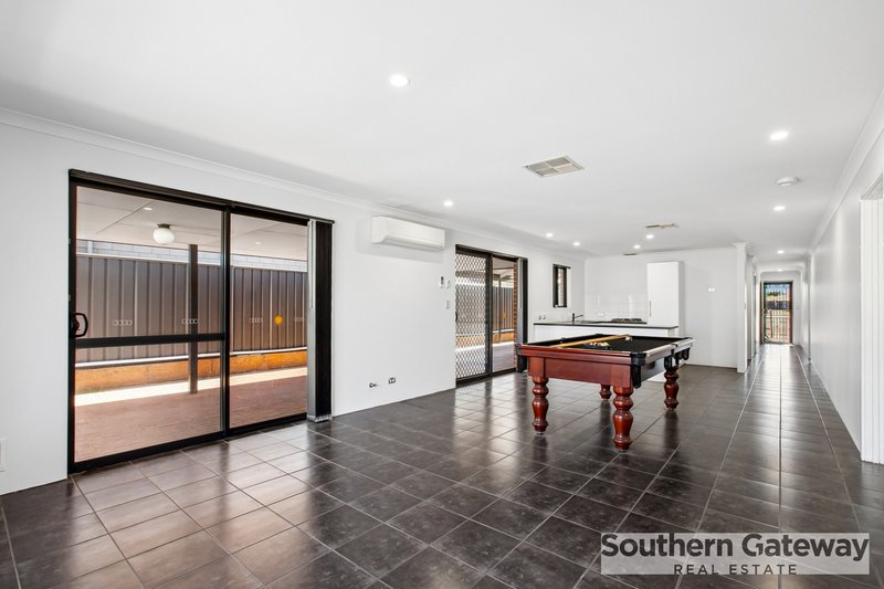 Photo - 11 Ingarfield Green, Baldivis WA 6171 - Image 4