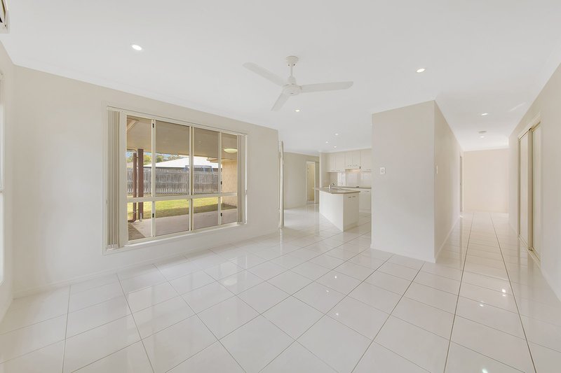 Photo - 11 Ingra Close, Glen Eden QLD 4680 - Image 4