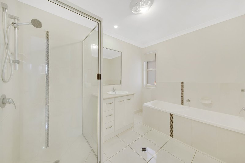 Photo - 11 Ingra Close, Glen Eden QLD 4680 - Image 12