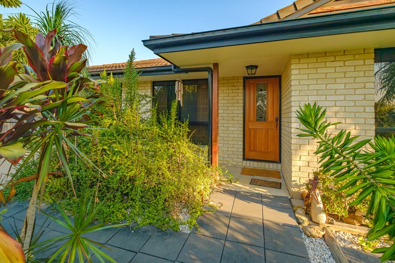 Photo - 11 Inverness Street, Southside QLD 4570 - Image 2