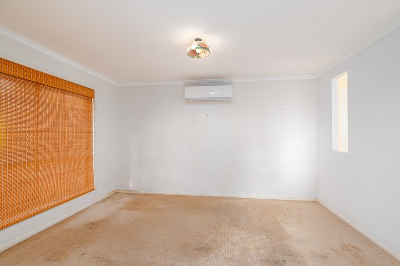 Photo - 11 Inverness Street, Southside QLD 4570 - Image 13