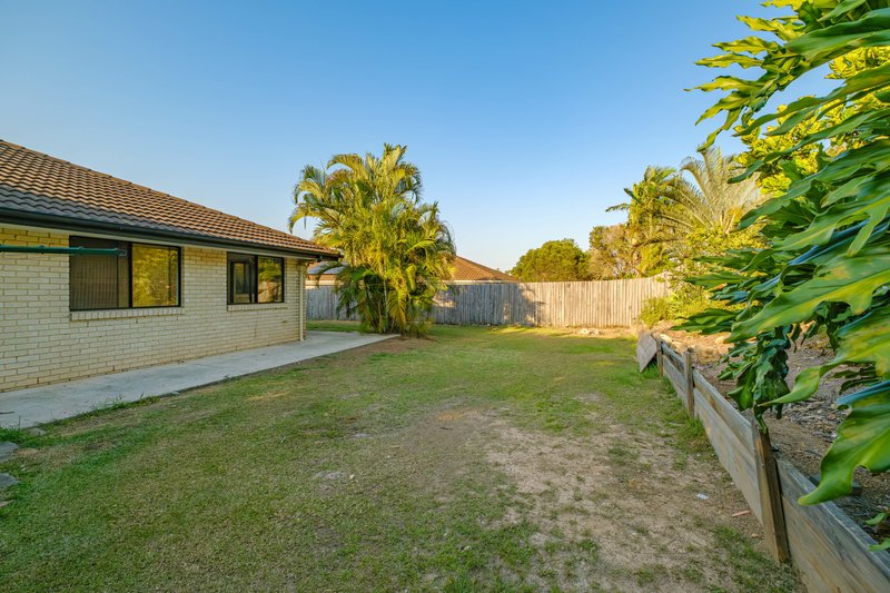 Photo - 11 Inverness Street, Southside QLD 4570 - Image 16