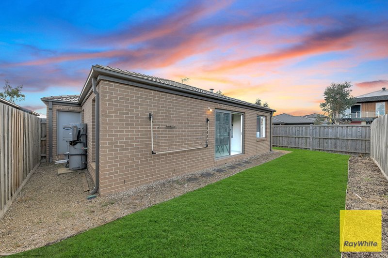 Photo - 11 Isla Street, Tarneit VIC 3029 - Image 23