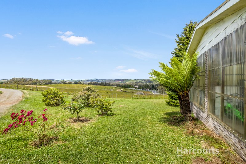 Photo - 11 Jackson Avenue, West Ulverstone TAS 7315 - Image 2