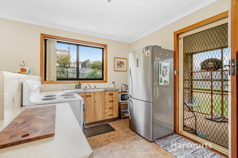 Photo - 11 Jackson Avenue, West Ulverstone TAS 7315 - Image 6