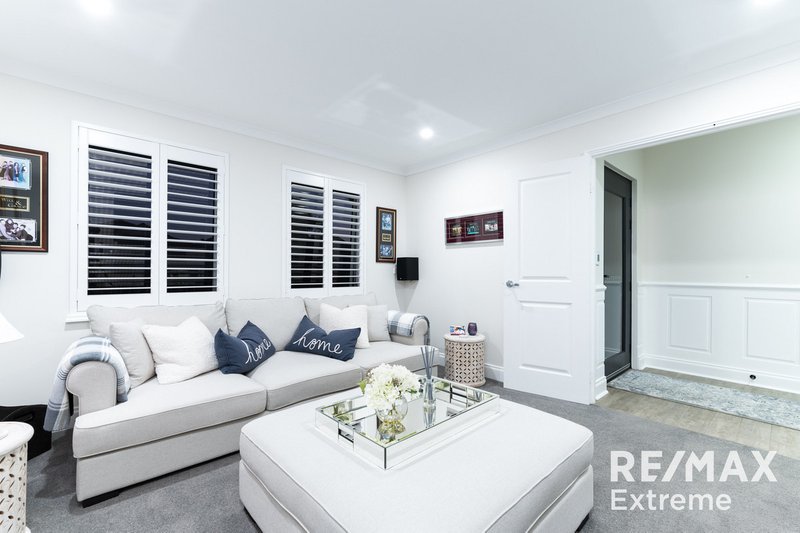 Photo - 11 Jam Way, Banksia Grove WA 6031 - Image 7